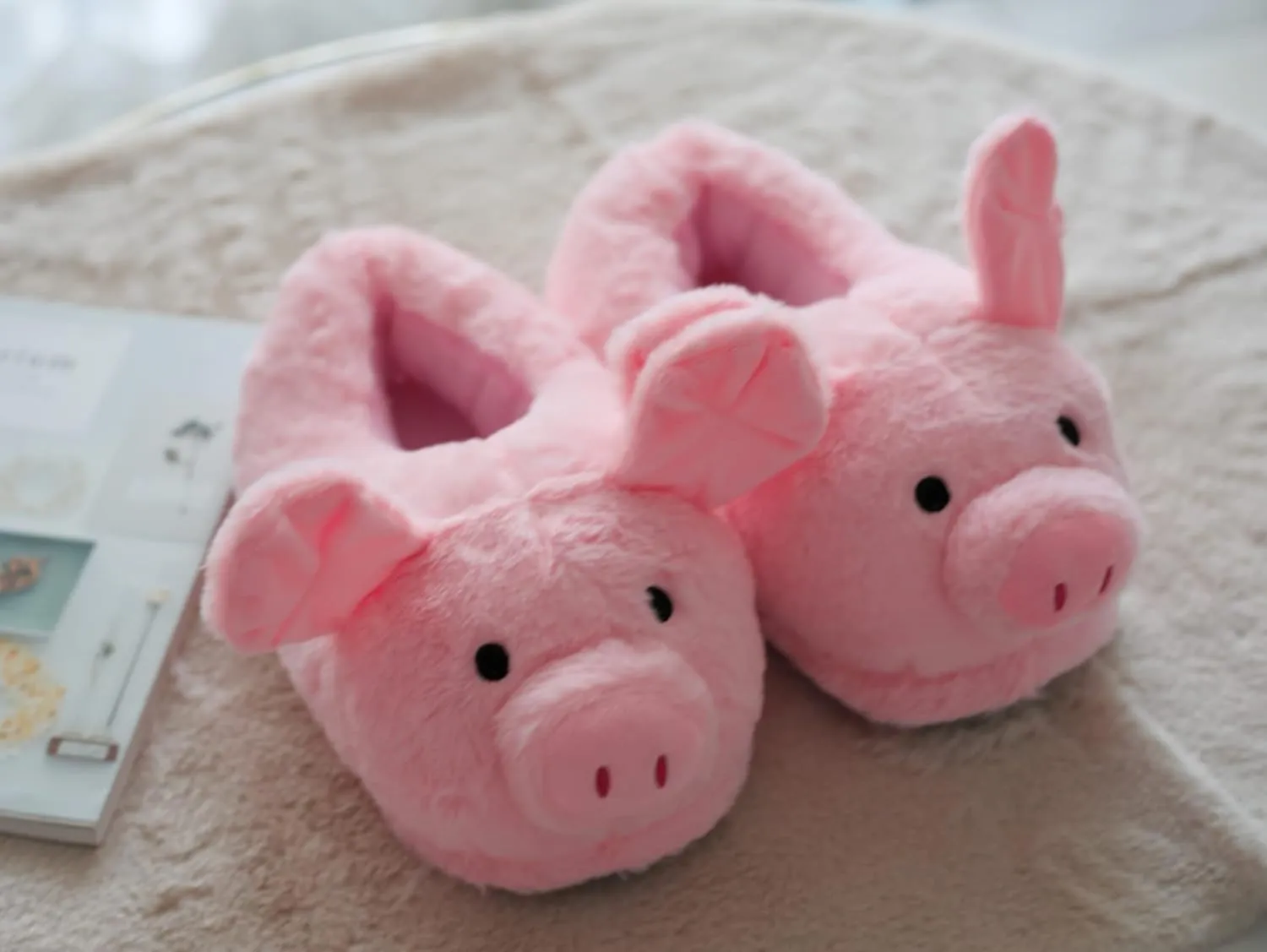 Cartoon animal cotton shoes, interesting pig cotton shoes, indoor and outdoor thermal shoes, men's and women's winter adult shoes
