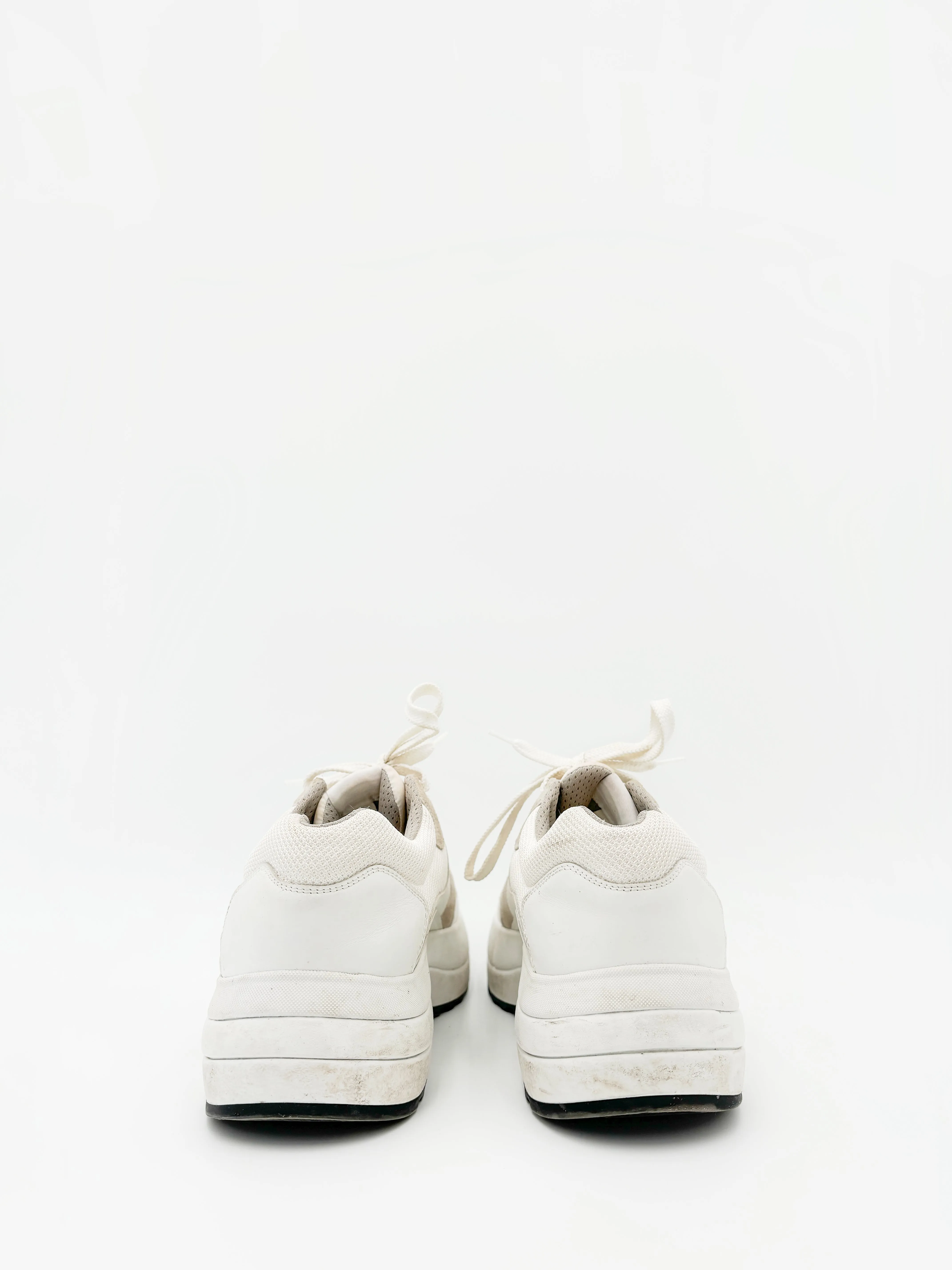 Delivery Leather Running Sneakers